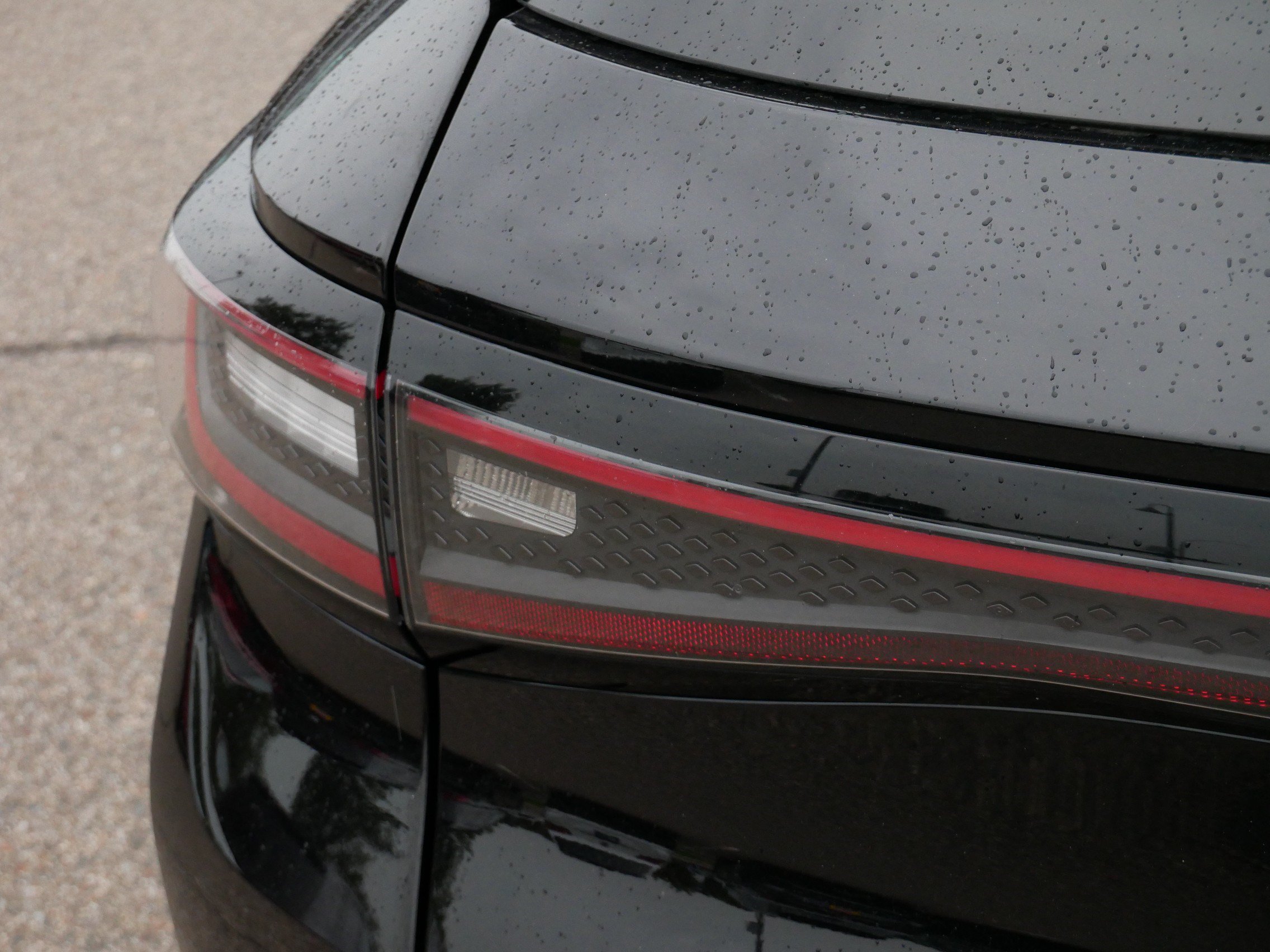 Certified 2023 Volkswagen ID.4 Pro S AWD/4WD image 17