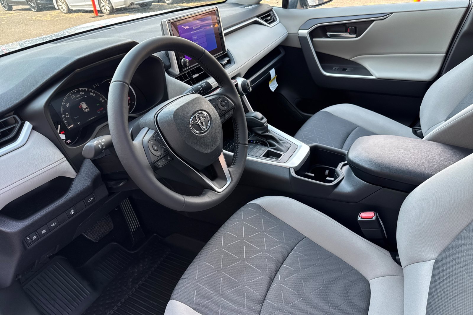 New 2025 Toyota RAV4 XLE image 10
