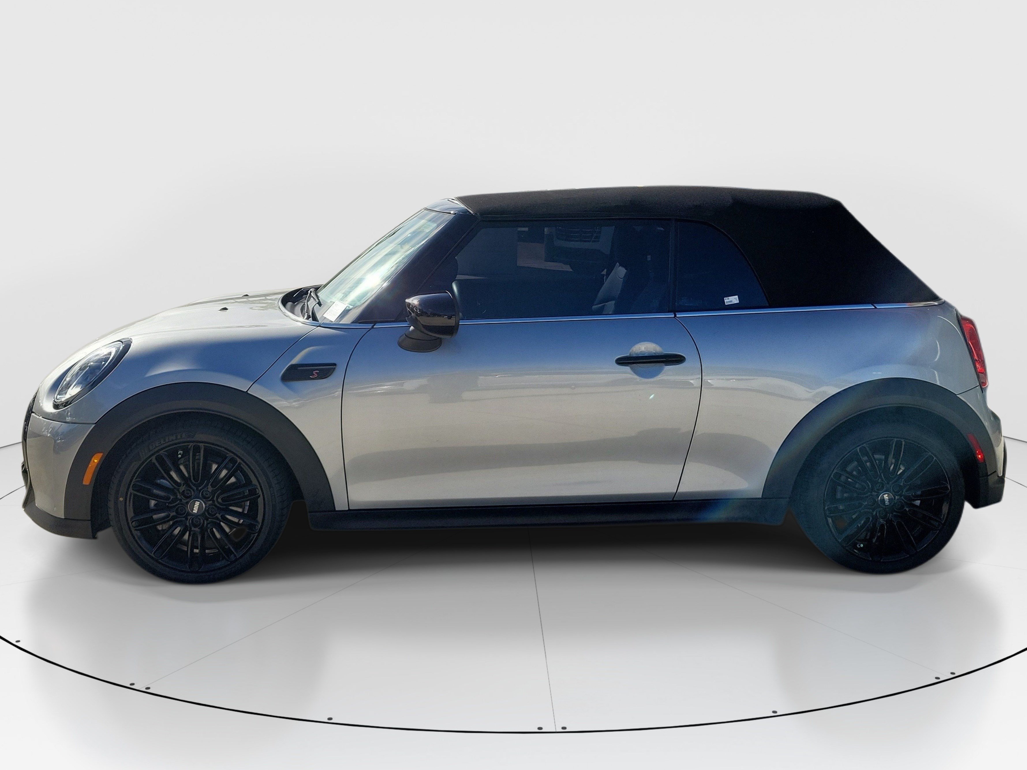 Used 2024 MINI Cooper S FWD image 4