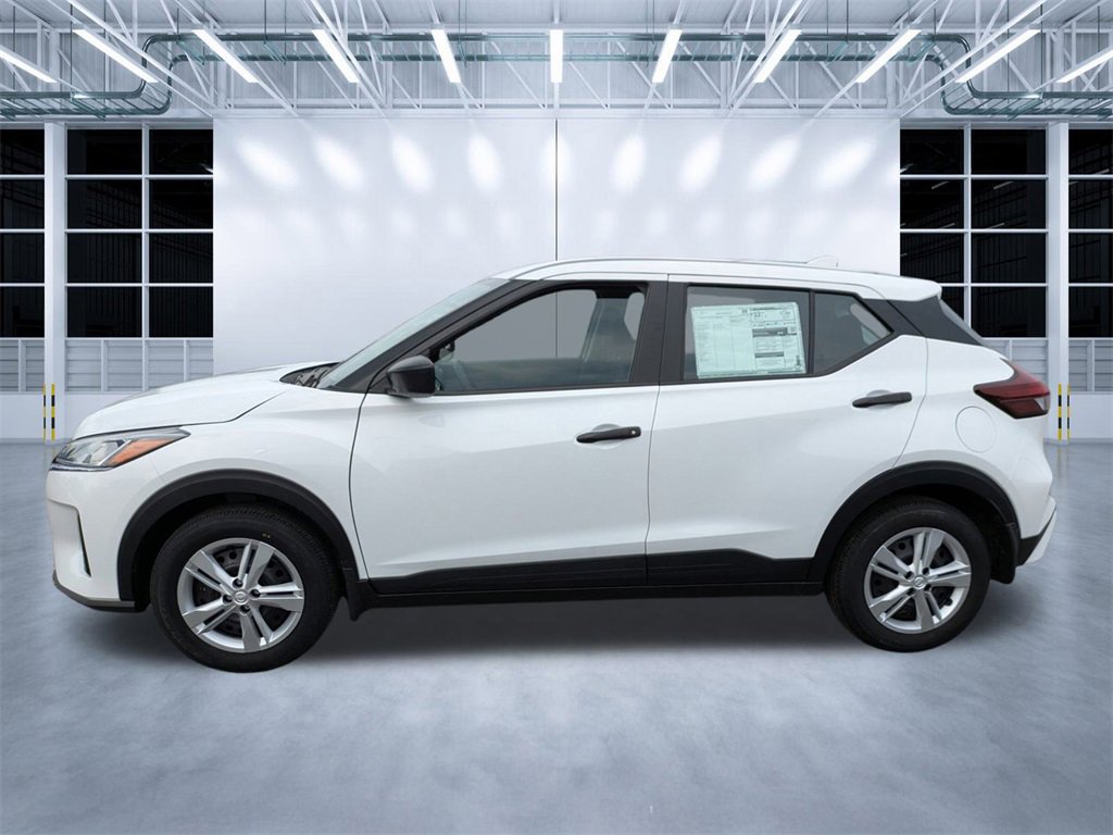 New 2025 Nissan Kicks Play S image 6