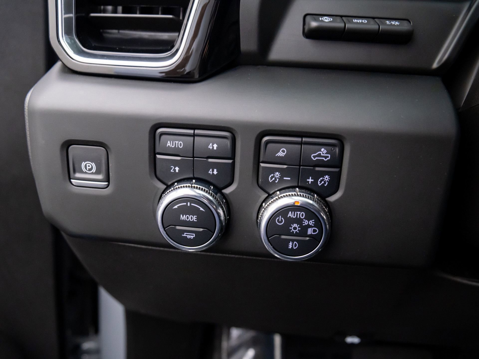 Used 2025 GMC Sierra 1500 Denali w/ Denali Reserve Package image 19