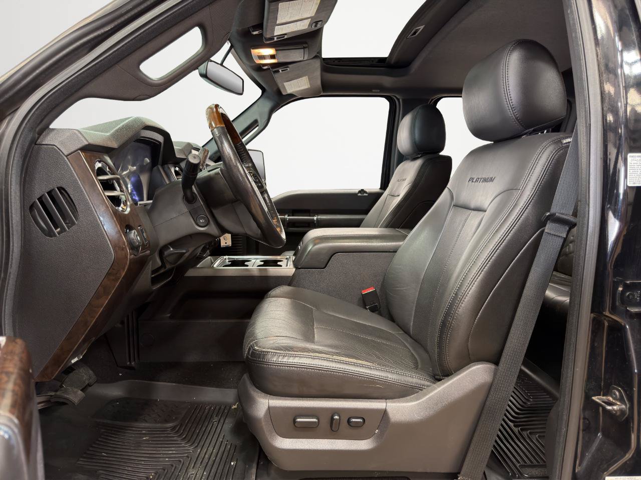 Used 2016 Ford F450 Platinum AWD/4WD image 14