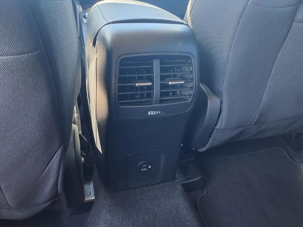 Used 2020 Ford Escape SE image 14