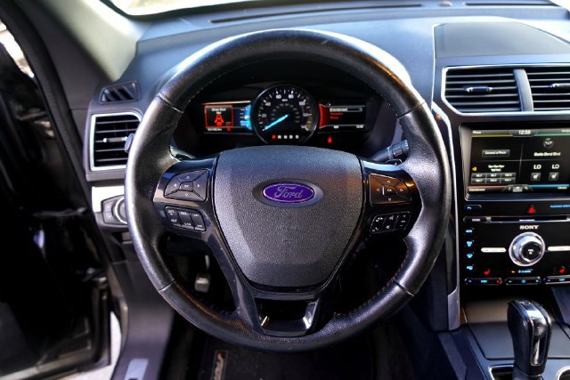 Used 2016 Ford Explorer Sport AWD/4WD image 11