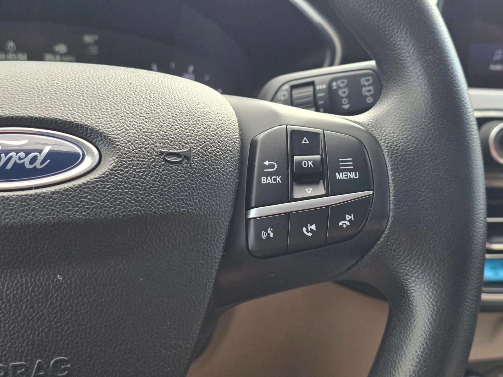 Used 2020 Ford Escape SE AWD/4WD image 28