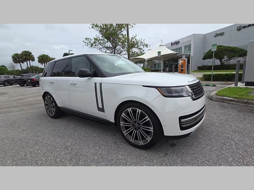 Used 2024 Land Rover Range Rover SE AWD/4WD image 48