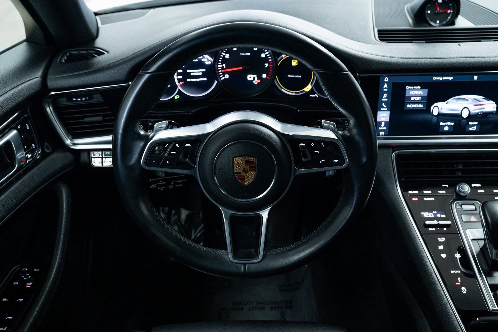 Used 2020 Porsche Panamera 4 image 12