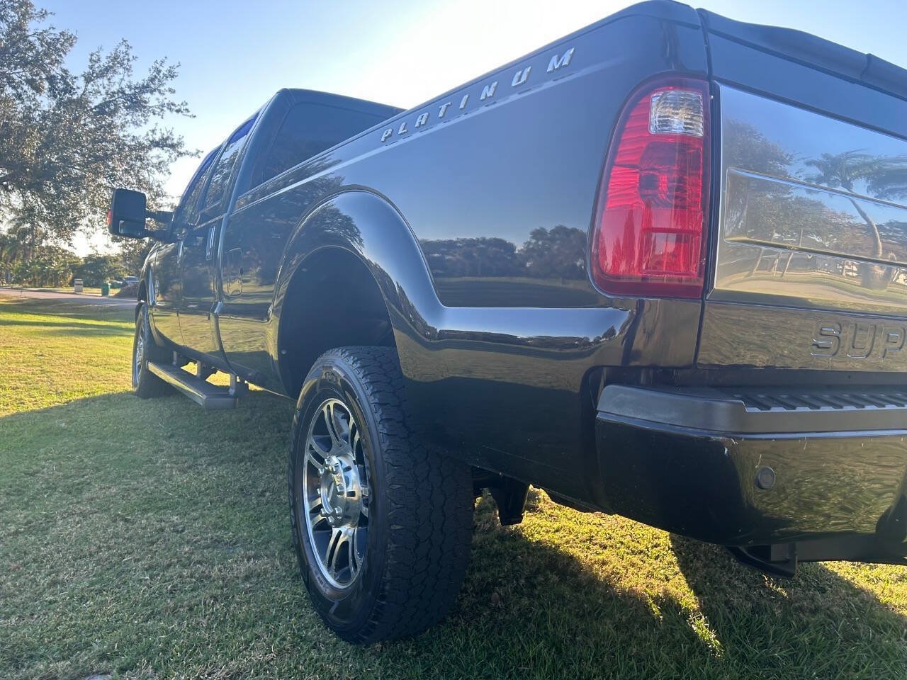 Used 2014 Ford F350 Platinum AWD/4WD image 12