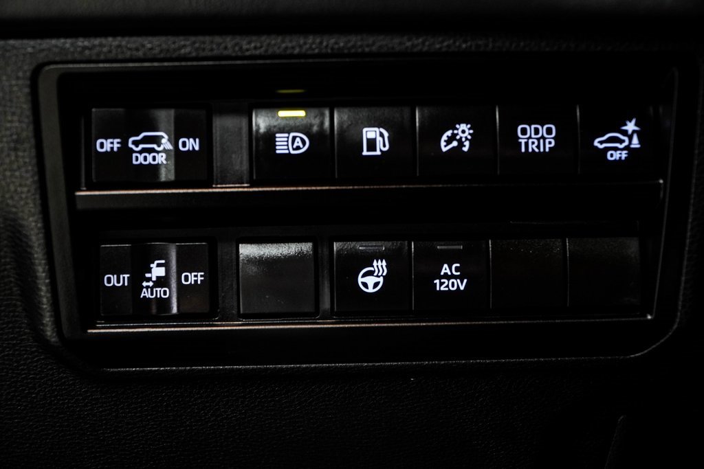 Used 2024 Toyota Sequoia Platinum image 45