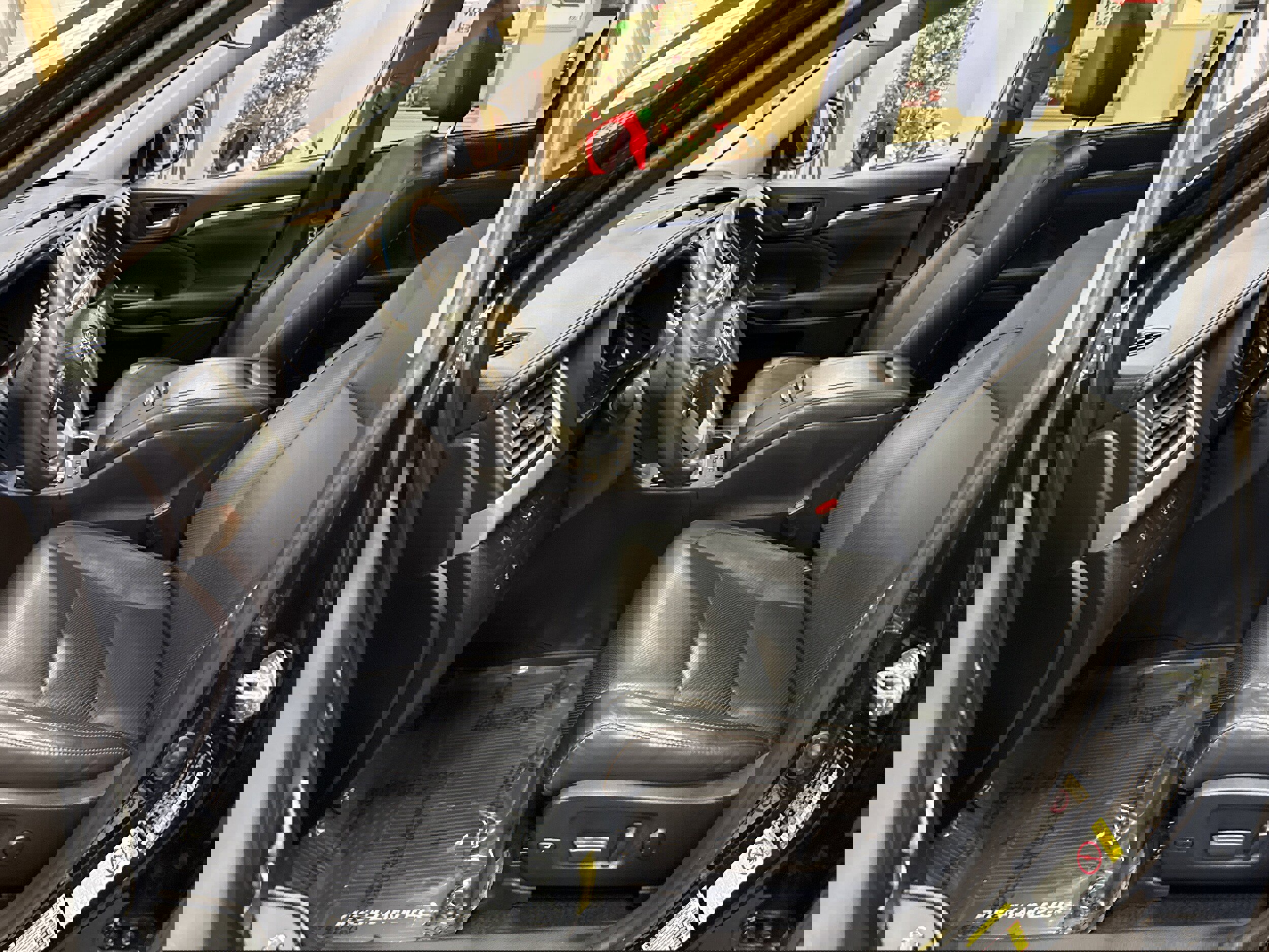 Used 2019 Toyota Highlander Limited Platinum image 24