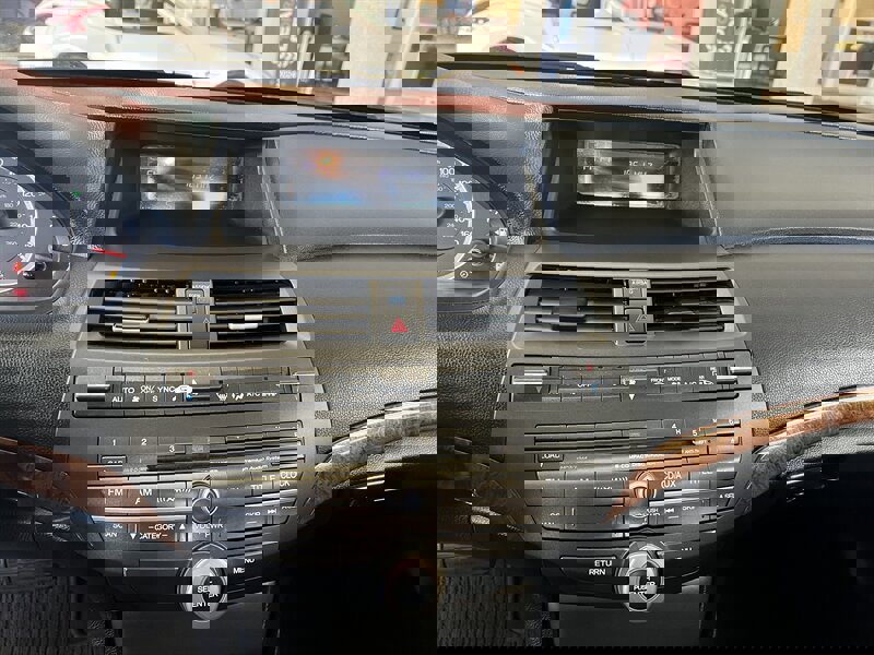 Used 2012 Honda Accord EX-L image 16