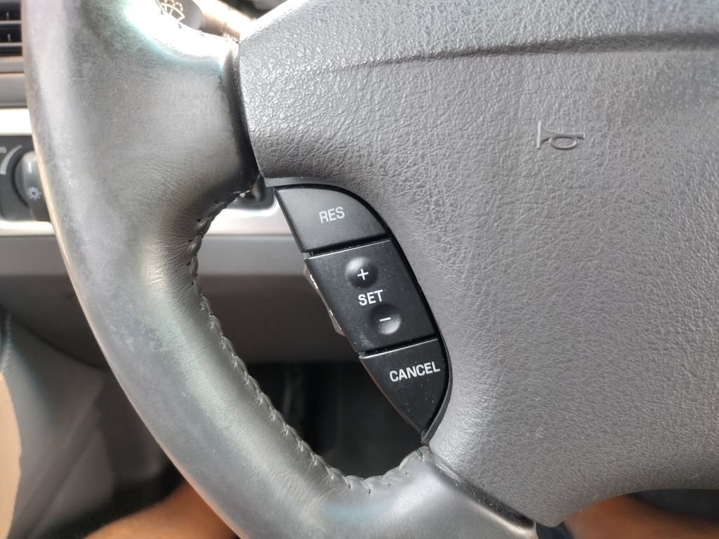 Used 2002 Ford Thunderbird RWD image 14