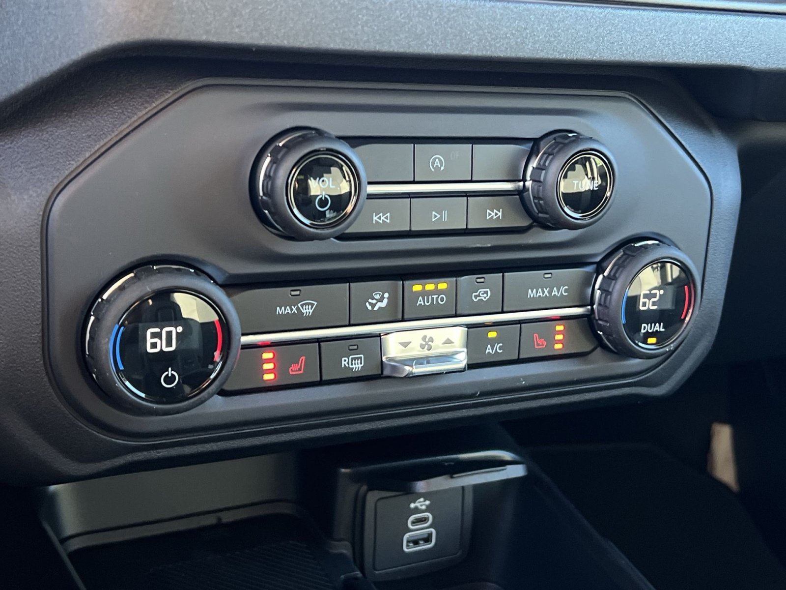 New 2026 Ford Bronco Big Bend AWD/4WD image 21