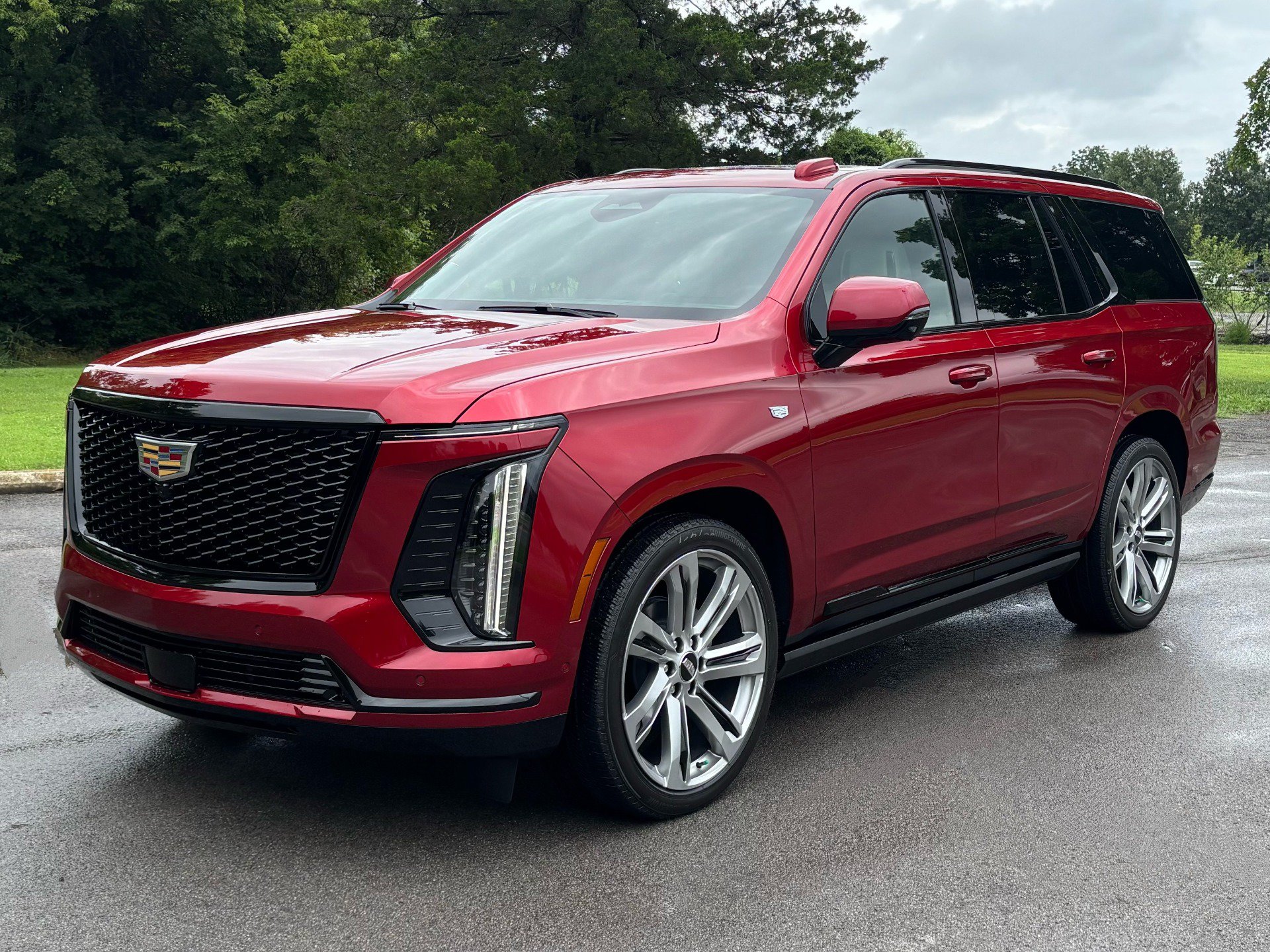 Used 2025 Cadillac Escalade Sport Platinum w/ LPO, Floor Liner Package AWD/4WD video 2