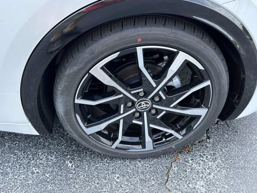 New 2026 Toyota Prius Plug-In Hybrid w/ Limited Premium Package FWD image 9