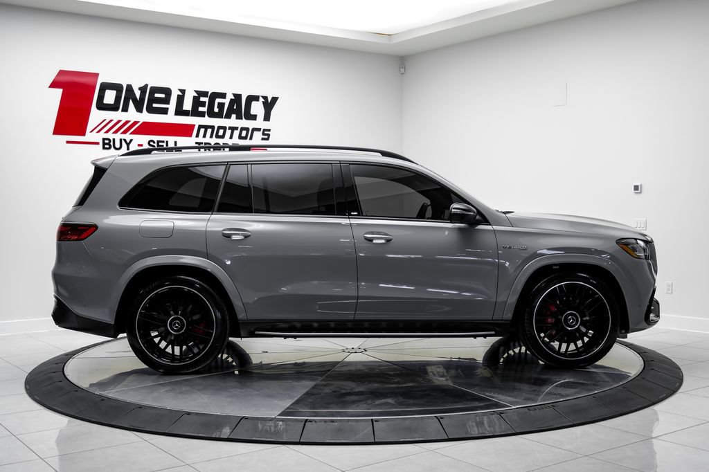 Used 2025 Mercedes-Benz GLS 63 AMG 4MATIC image 5