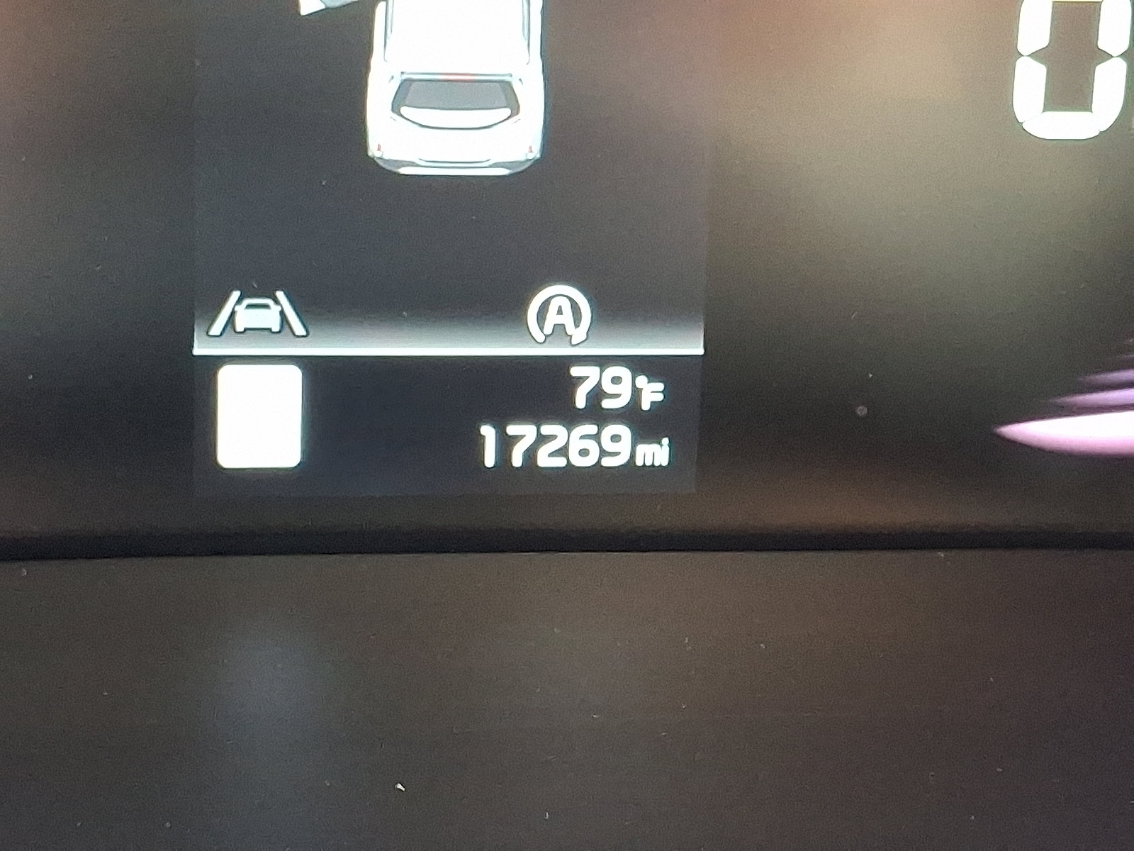 Certified 2025 Kia Soul LX w/ LX Technology Package FWD image 19