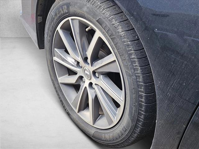 Used 2016 Lexus ES 300h w/ Premium Package w/Wood Trim image 12