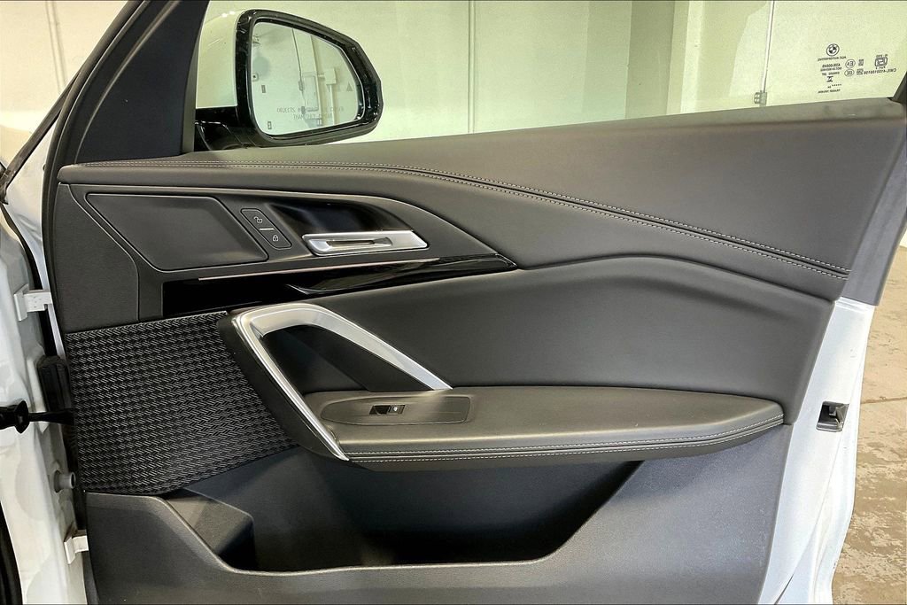 Used 2024 BMW X1 xDrive28i w/ M Sport Package image 22