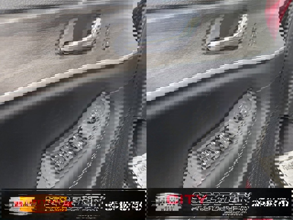 New 2025 Jeep Grand Cherokee Limited image 12