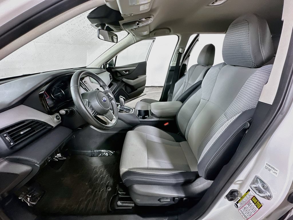 Used 2024 Subaru Outback Premium AWD/4WD image 17