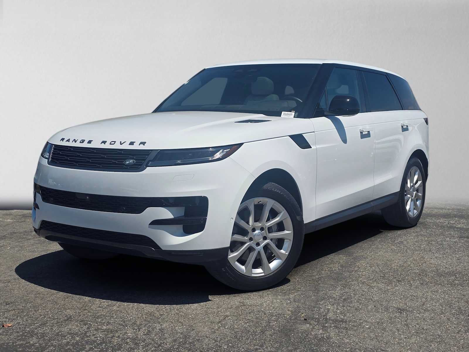 Used 2025 Land Rover Range Rover Sport SE