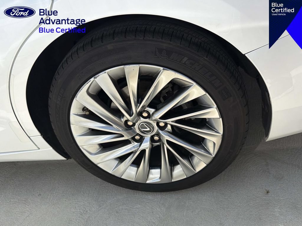Used 2021 Lexus ES 300h w/ Luxury Package FWD image 20