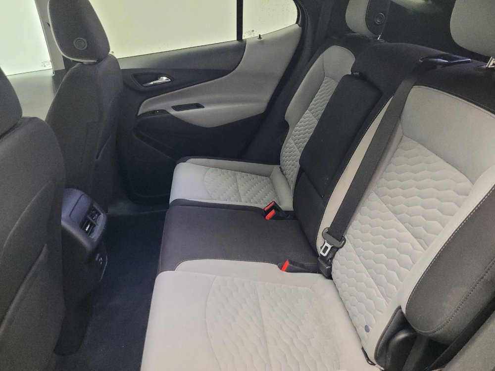 Used 2020 Chevrolet Equinox LS w/ LS Convenience Package image 18