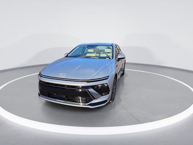 New 2025 Hyundai Sonata SEL video 4