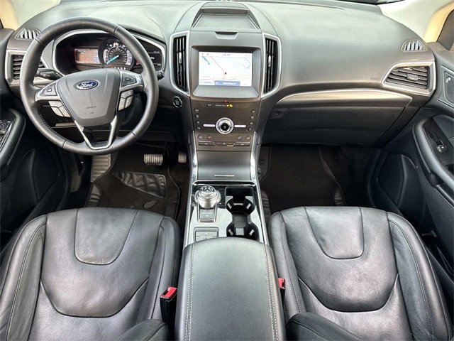 Used 2020 Ford Edge Titanium w/ Equipment Group 301A image 18
