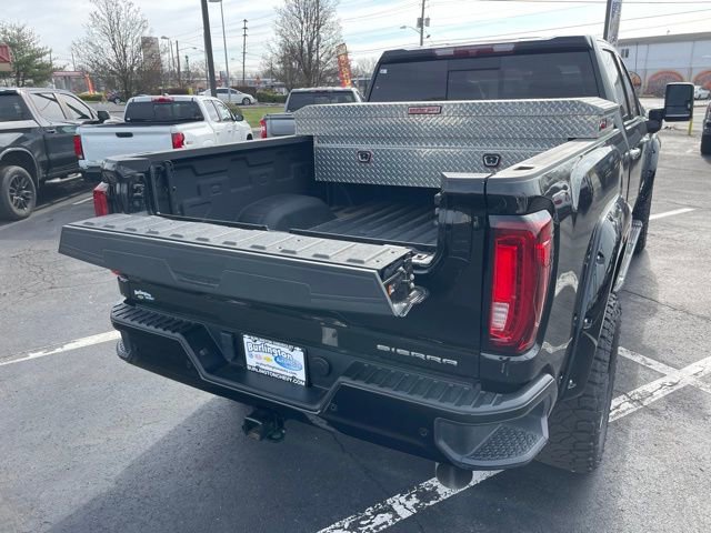 Used 2023 GMC Sierra 3500 Denali image 8