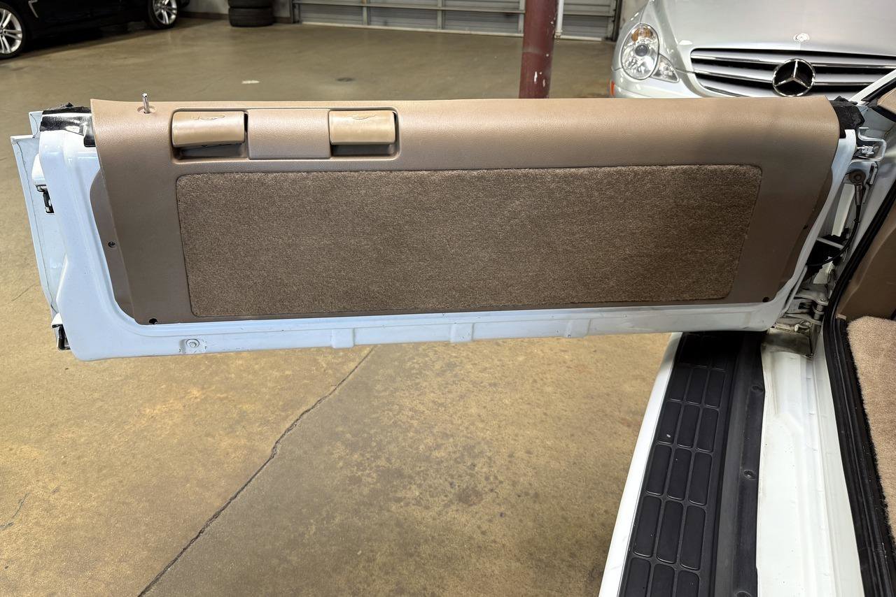 Used 1995 Buick Roadmaster Estate RWD image 47