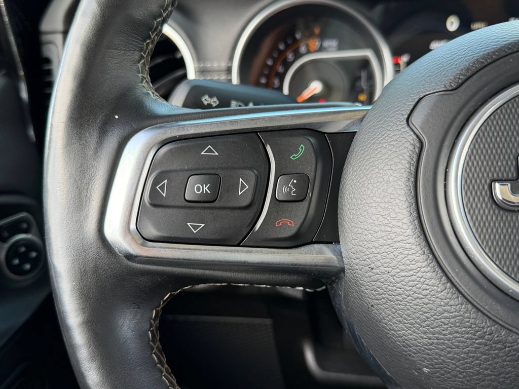 Used 2019 Jeep Wrangler Unlimited Sahara AWD/4WD image 19