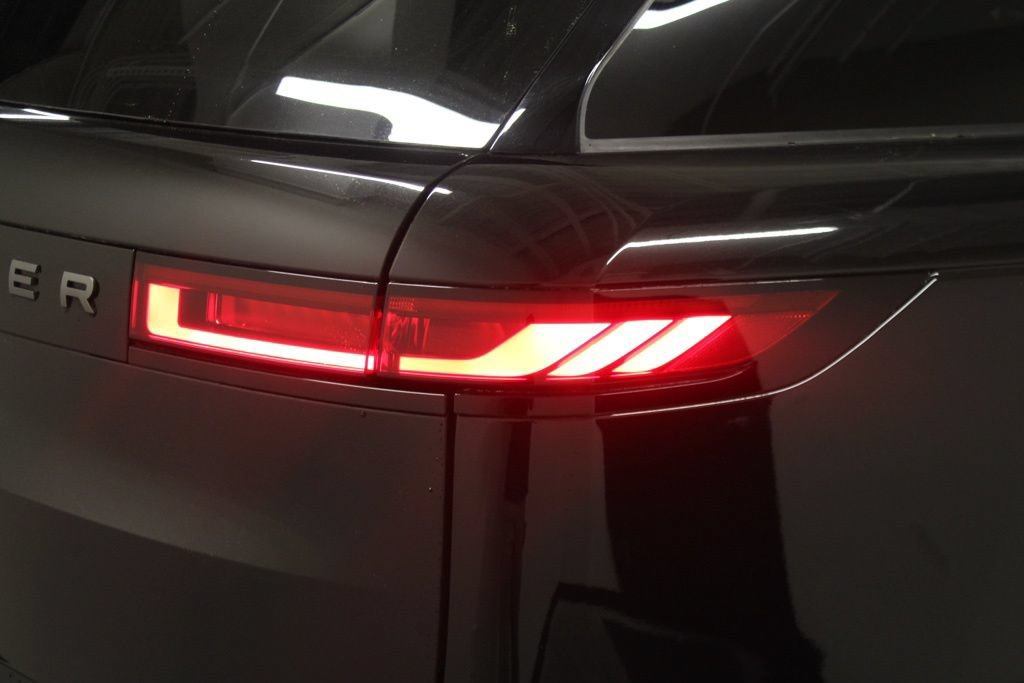 Certified 2025 Land Rover Range Rover Sport SE AWD/4WD image 8