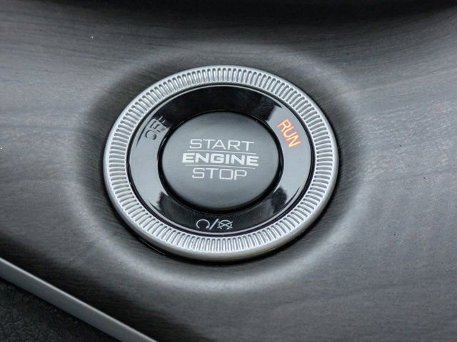 New 2025 Jeep Grand Cherokee L Limited w/ Black Appearance Package image 25