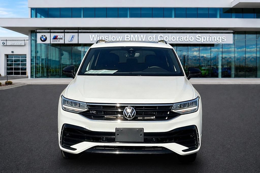 Used 2022 Volkswagen Tiguan SE R-Line AWD/4WD image 2