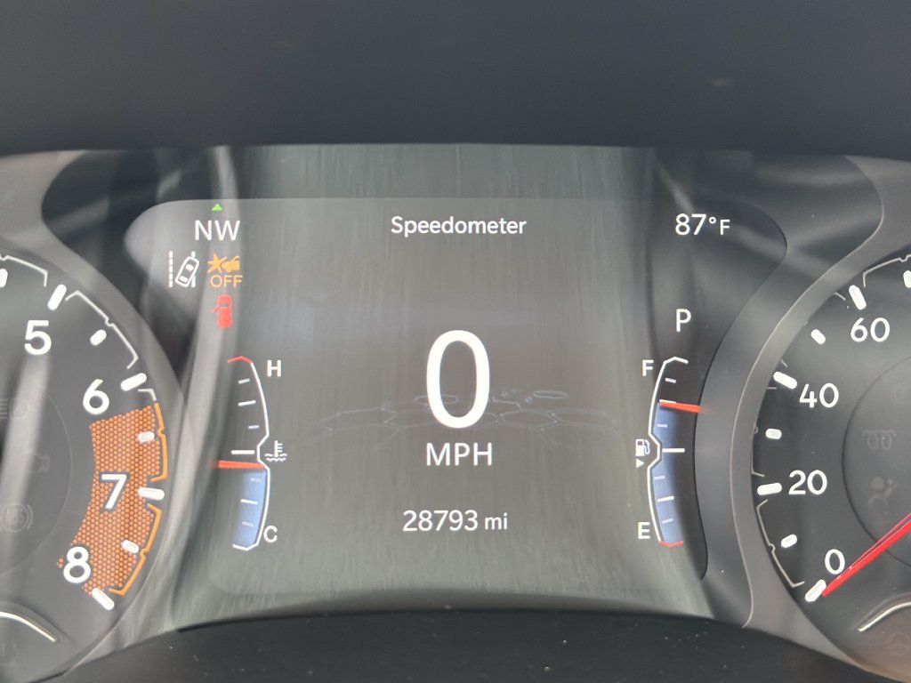 Used 2024 Jeep Compass Latitude AWD/4WD image 27