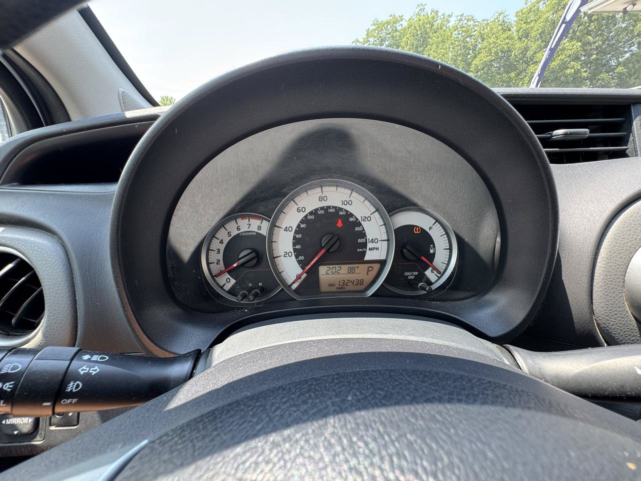 Used 2014 Toyota Yaris SE FWD image 18