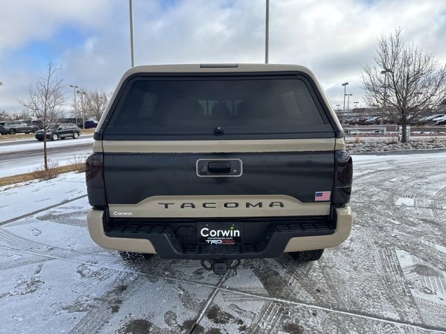 Used 2017 Toyota Tacoma TRD Sport w/ Tow Package image 7