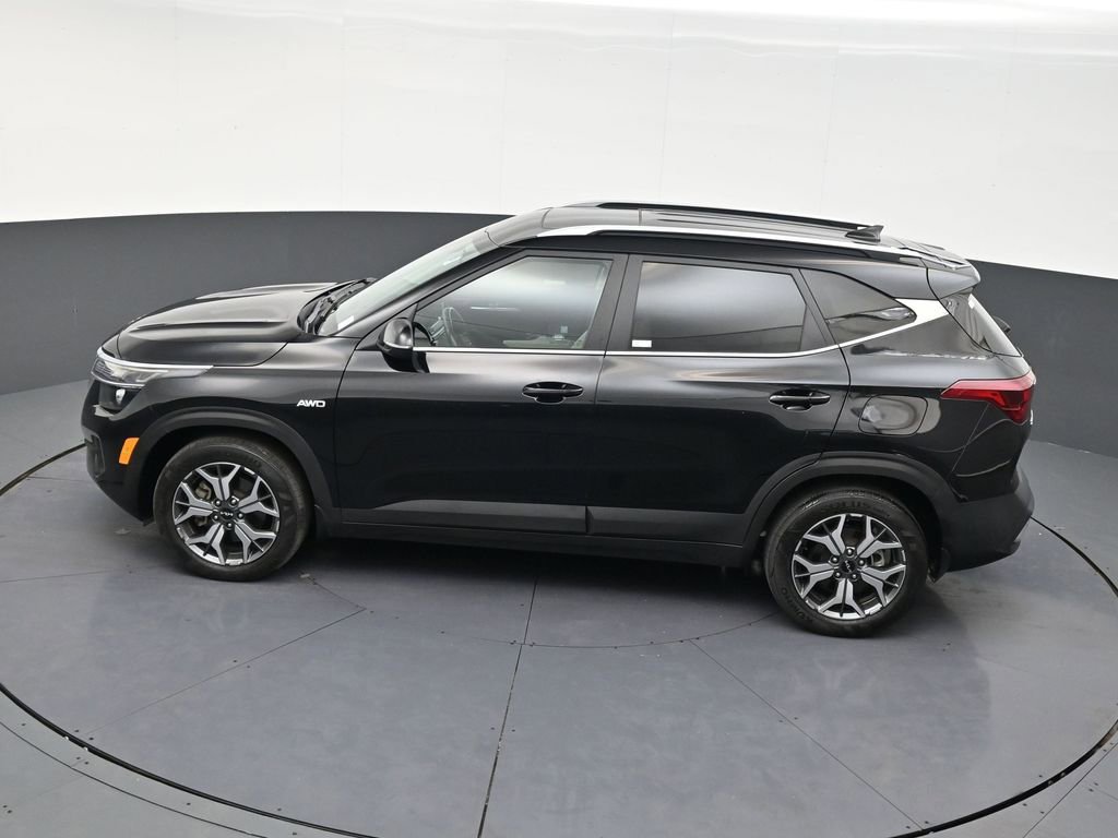 Used 2023 Kia Seltos EX image 14