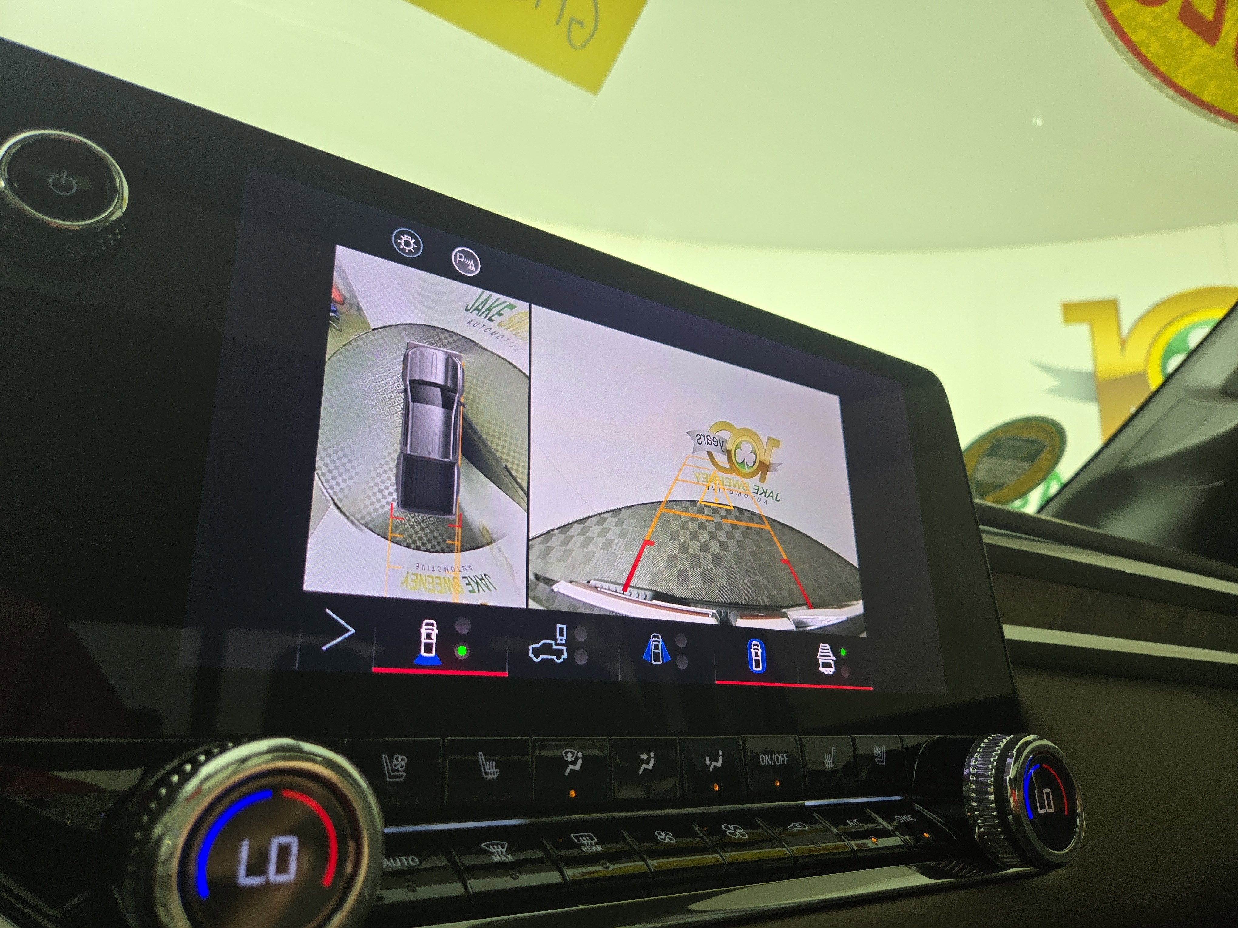 Certified 2025 GMC Canyon Denali w/ LPO, Denali Black Edition image 21