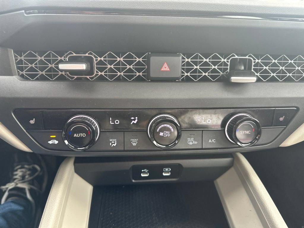 Used 2023 Honda Accord EX image 19