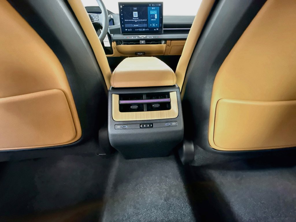 New 2026 Lexus ES 350e w/ Accessory Package (Z2) FWD image 18