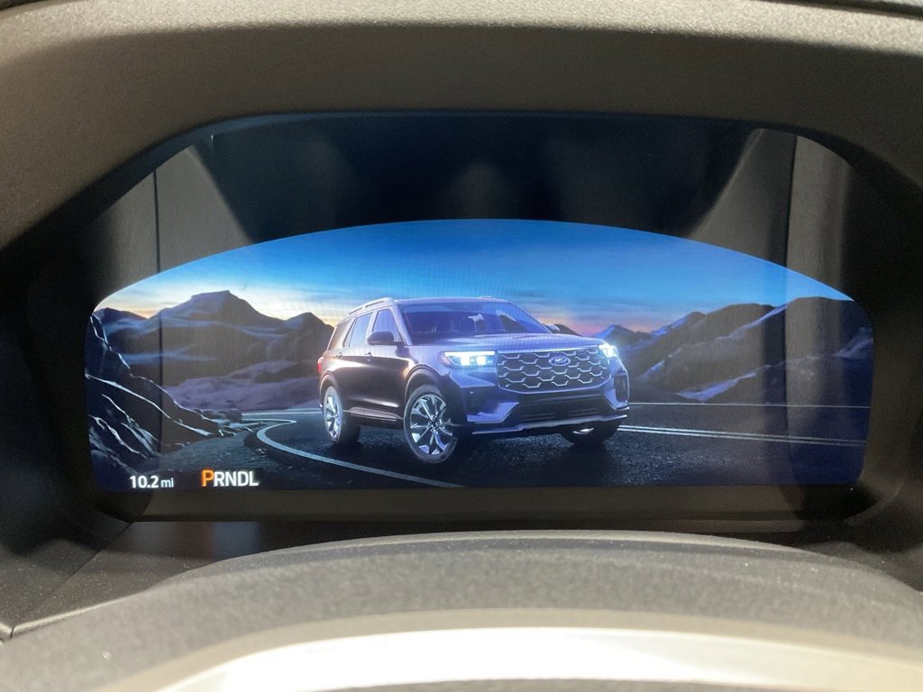 Used 2025 Ford Explorer Active w/ Active Comfort Package image 17