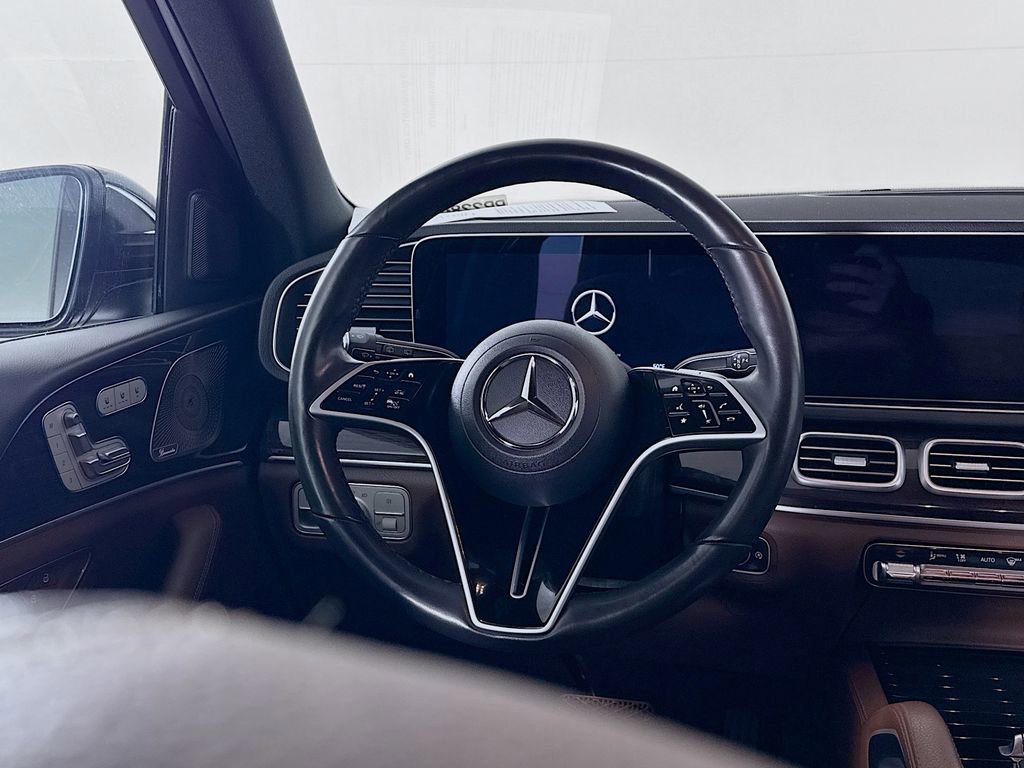 Used 2024 Mercedes-Benz GLE 350 4MATIC image 11