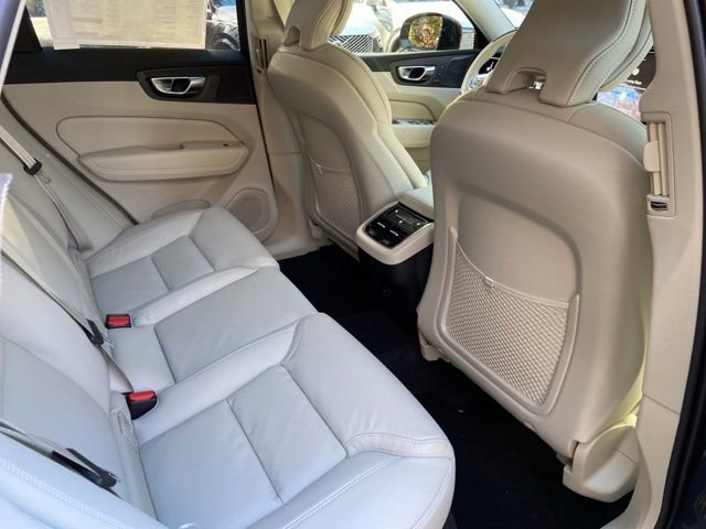 New 2026 Volvo XC60 B5 Ultra w/ Climate Package image 16
