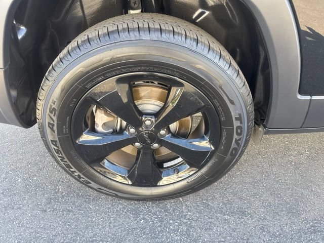 Certified 2021 Jeep Cherokee Latitude Plus AWD/4WD image 29