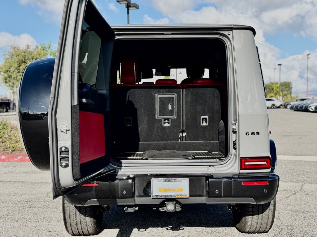 Used 2023 Mercedes-Benz G 63 AMG 4MATIC w/ Seat Comfort Package image 13