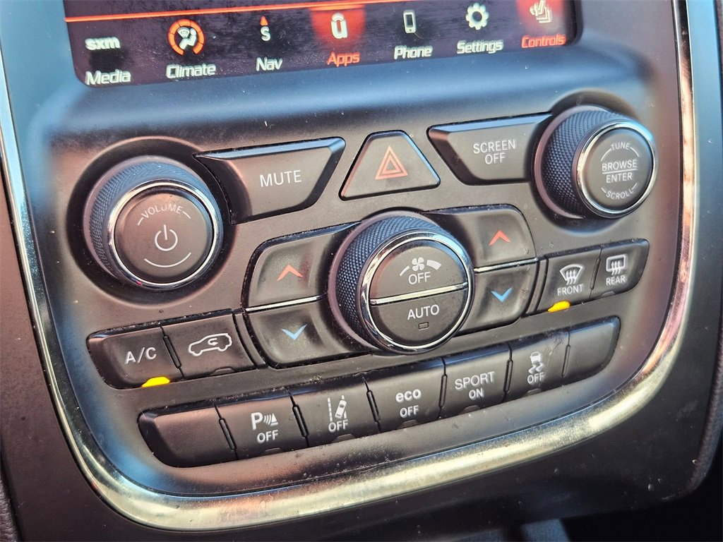 Used 2020 Dodge Durango R/T w/ Technology Group image 25