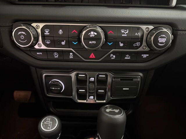 New 2026 Jeep Wrangler Sahara image 19
